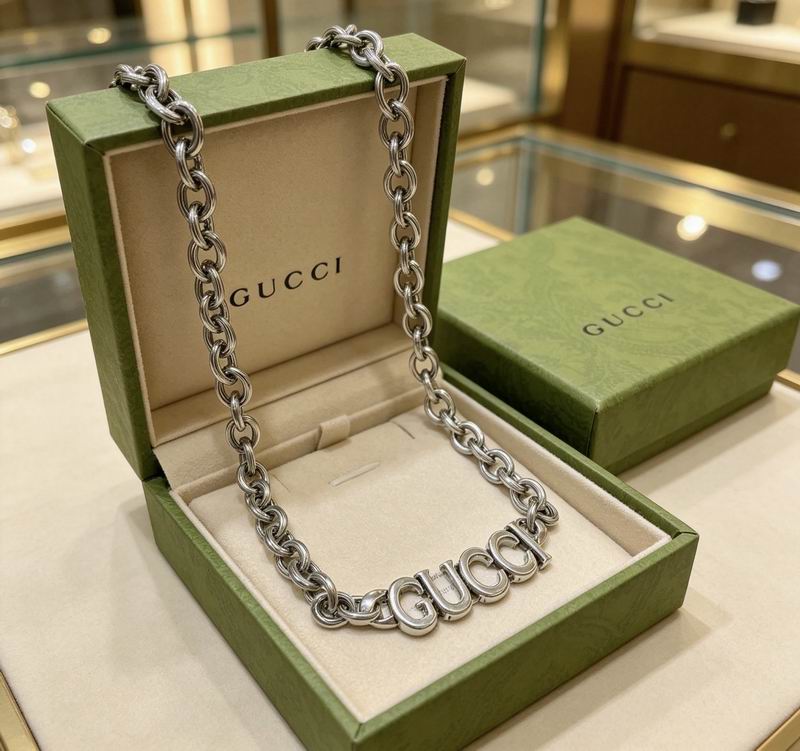 Gucci Necklace 08yxs177
